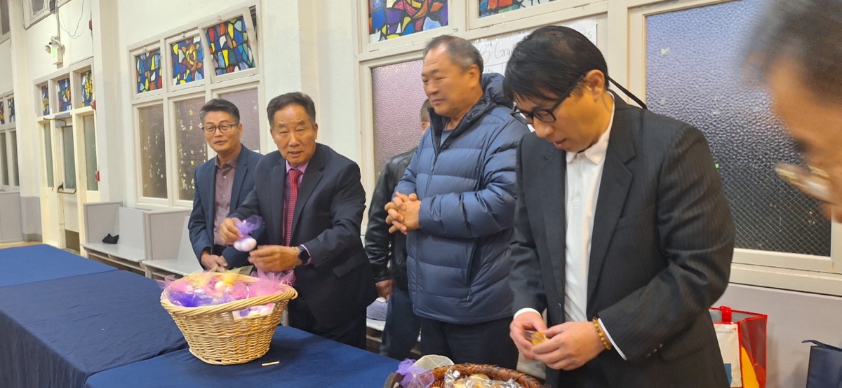 2024 부활대축일, 파스카 성삼일, 성지주일 - 부활절 새신랑 새신부, 밥나눔