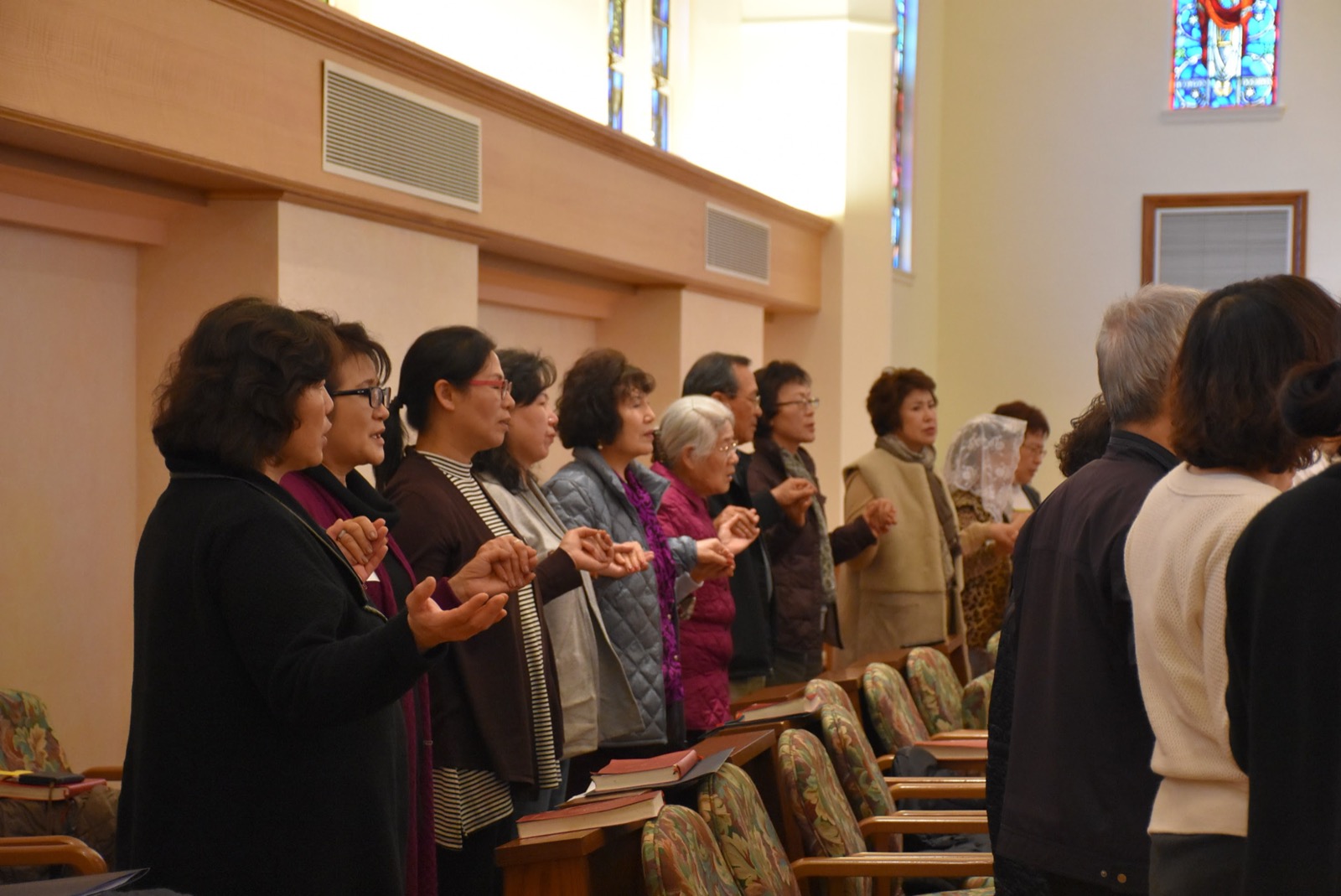 북가주 성령 쇄신 봉사회 일일 피정 Dominican Sisters of Mission San Jose  43326 Mission Circle Fremont 최기홍 바르톨로메오 신부